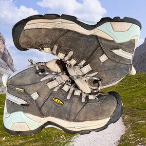 Women's Keen Hiking Boots/Shoes 6